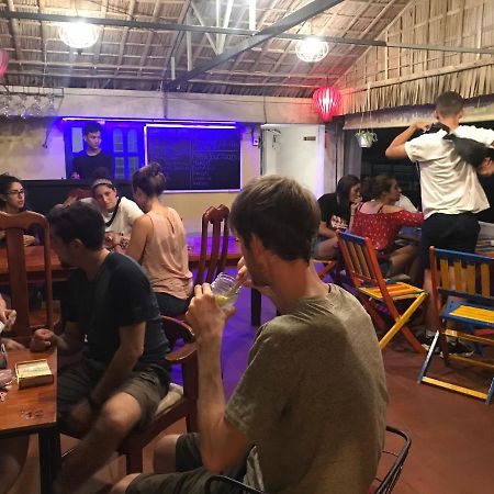 The Destination Hostel Hoi An Luaran gambar
