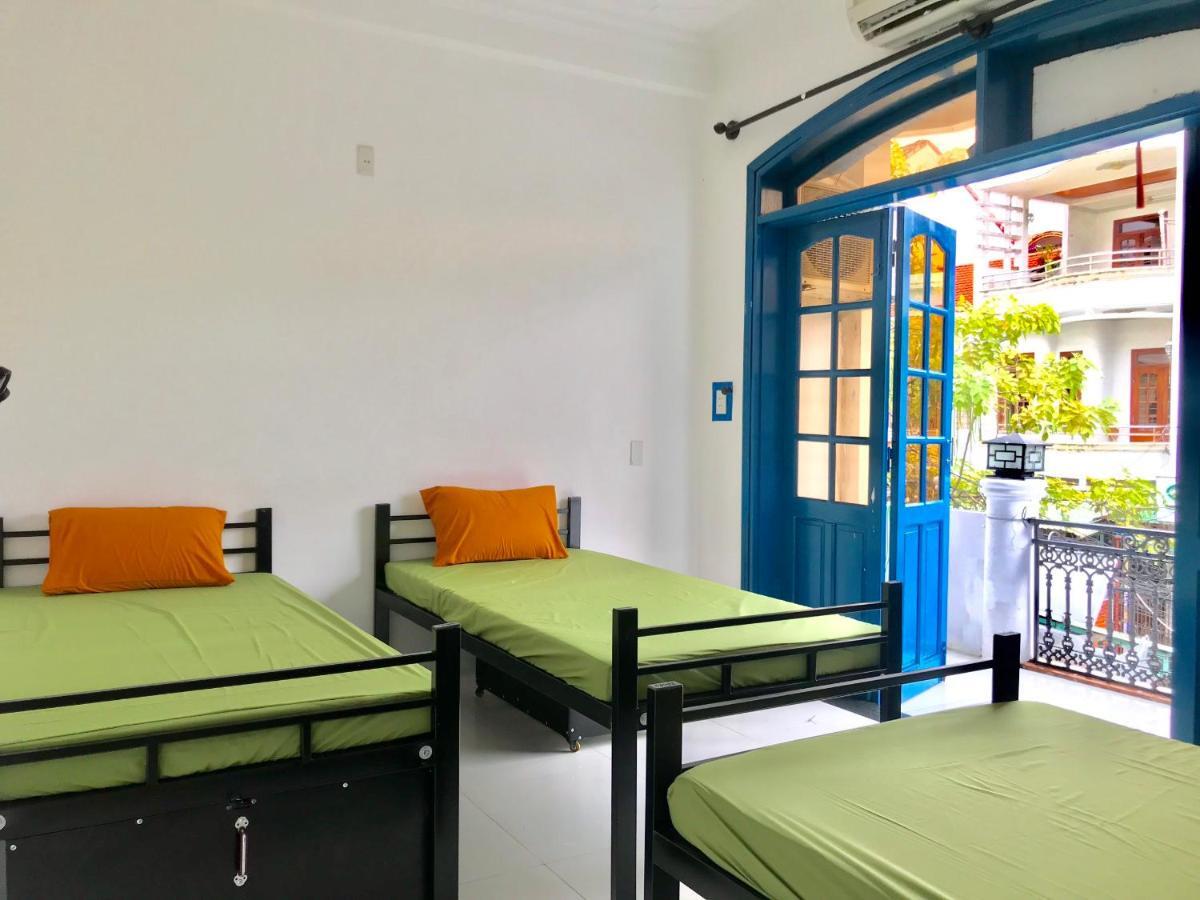 The Destination Hostel Hoi An Luaran gambar
